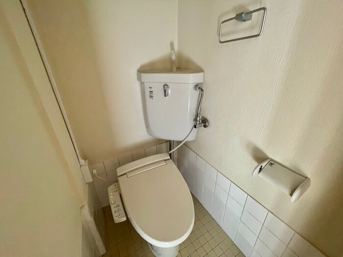 物件内観写真14　(トイレ)