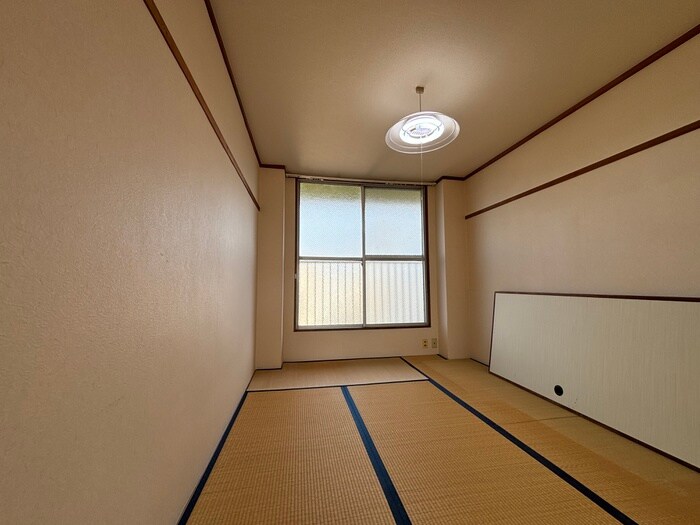 物件内観写真18　(居室)