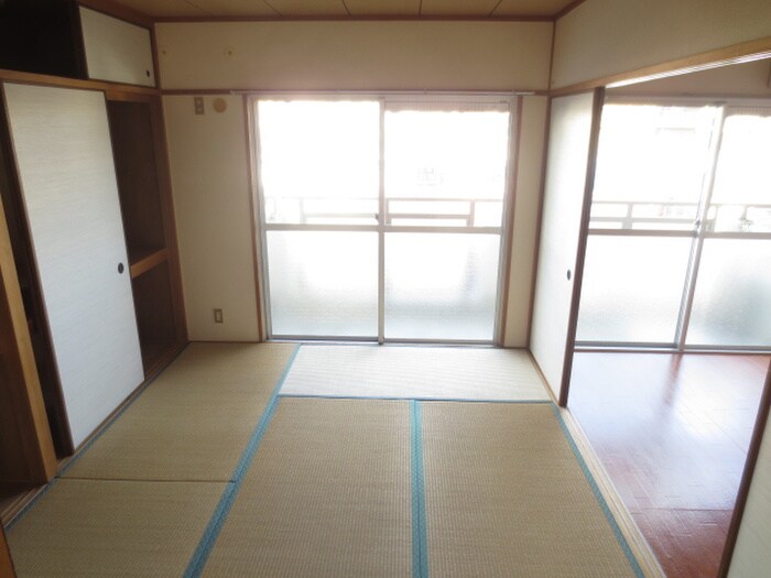 物件内観写真9　(居室)