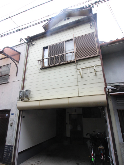 天下茶屋1丁目借家