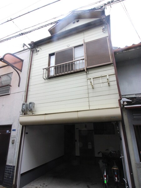 天下茶屋1丁目借家外観写真