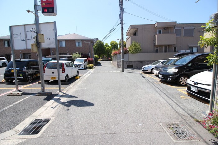 物件外観写真3　(周辺環境)