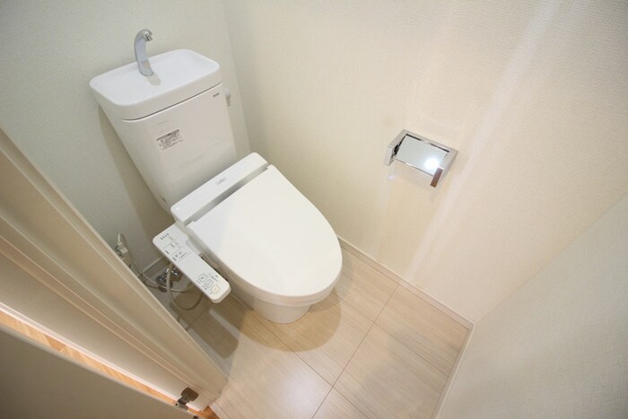 物件内観写真16　(トイレ)