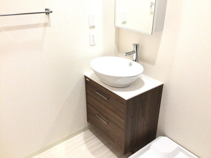 物件内観写真4　(洗面)