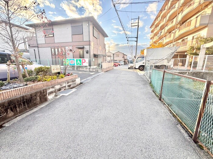 物件外観写真5　(周辺環境)