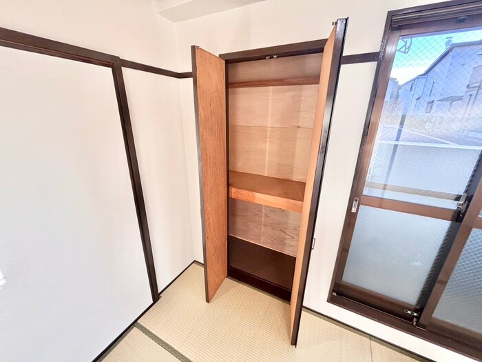 物件内観写真16　(収納)