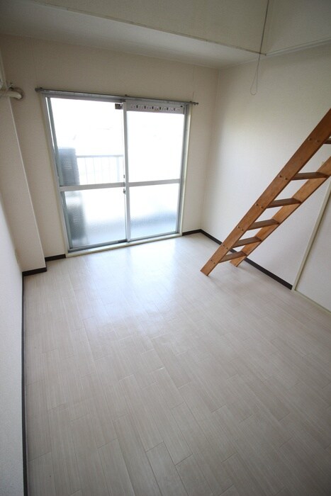 物件内観写真16　(居室)