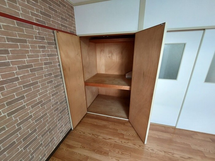 物件内観写真11　(収納)