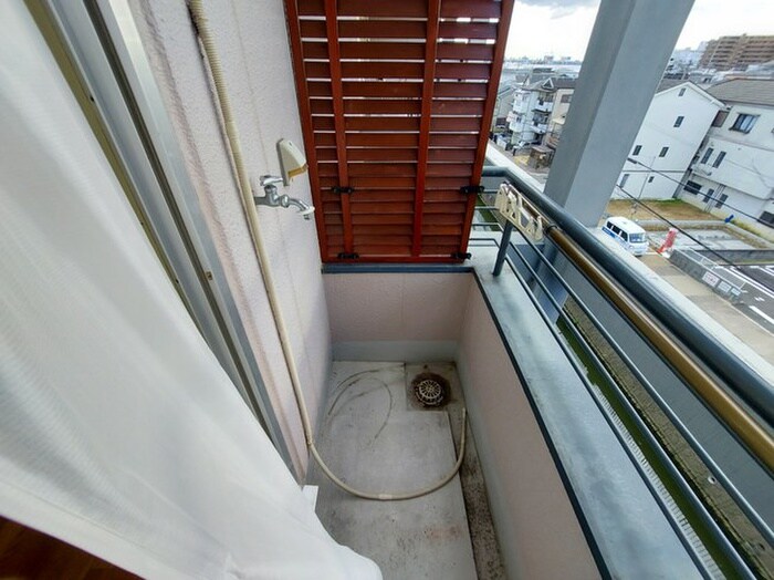 物件内観写真14　(洗濯機置場)