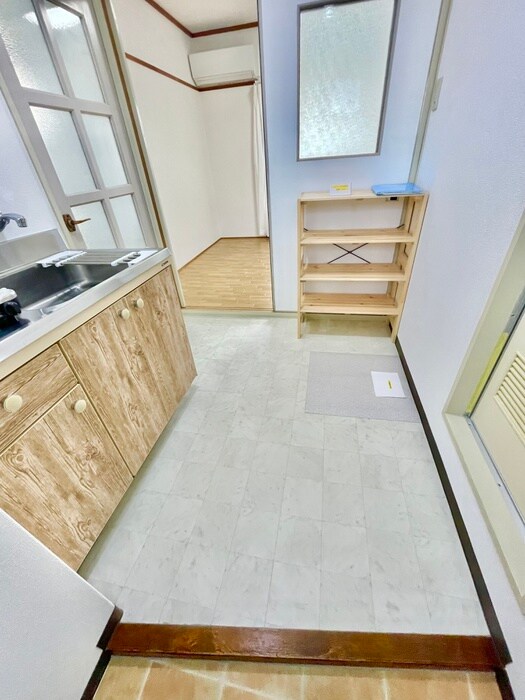 メゾン・ジェルミナ－ルの廊下