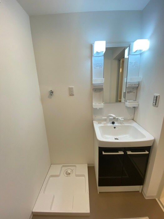 物件内観写真13　(洗面)