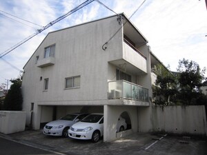 中州テラスハウス外観写真