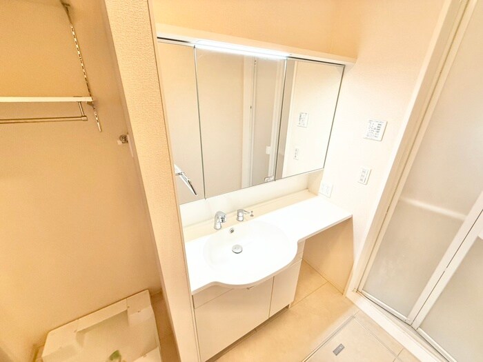 物件内観写真16　(洗面)