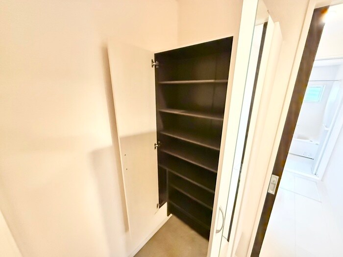 物件内観写真18　(靴箱)