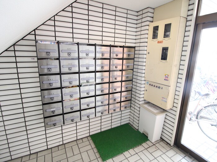 物件外観写真4　(建物設備)