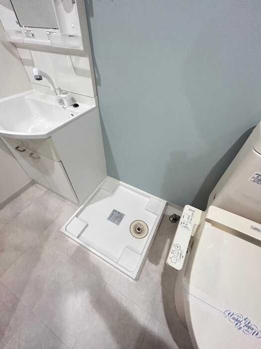 物件内観写真14　(洗濯機置場)