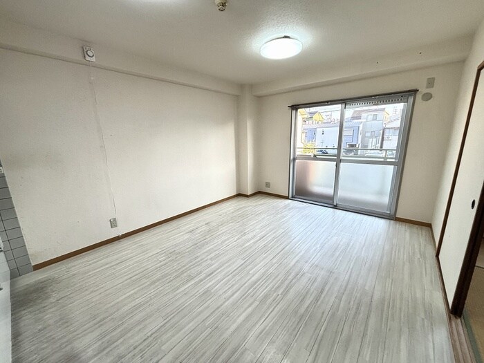 物件内観写真15　(居室)