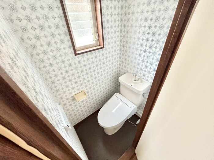 物件内観写真15　(トイレ)