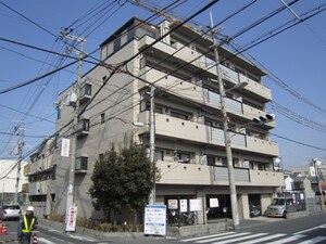 ベルメゾンクレール外観写真