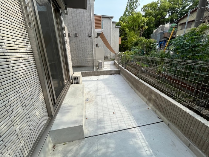 物件内観写真19　(室内からの展望)