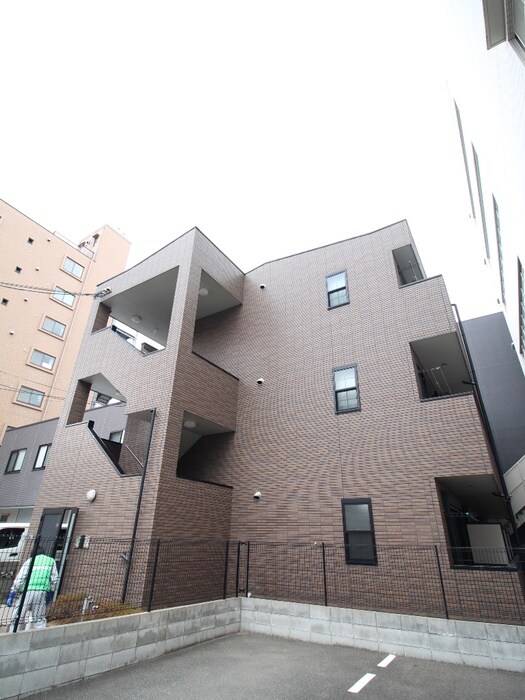 物件外観写真2　(外観写真)