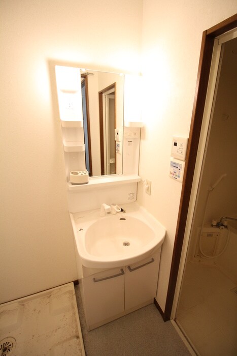 物件内観写真9　(洗面)