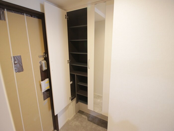 物件内観写真11　(靴箱)