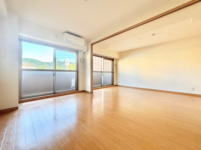 物件内観写真10　(居室)