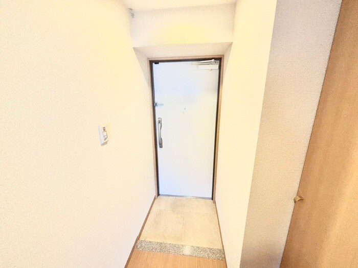 物件内観写真19　(玄関)