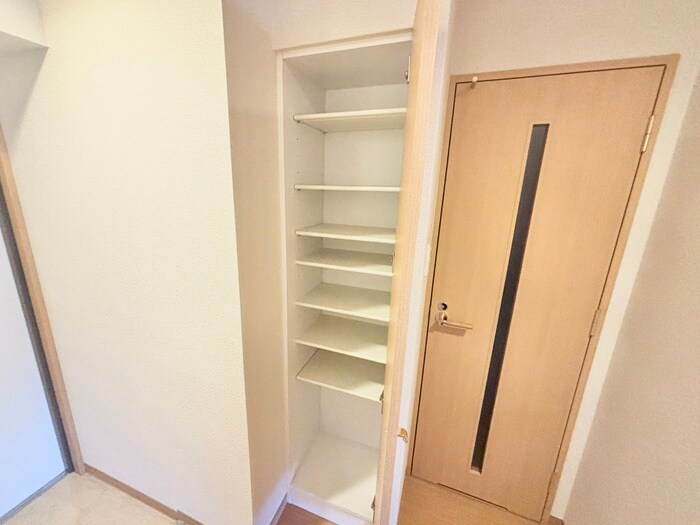 物件内観写真20　(靴箱)