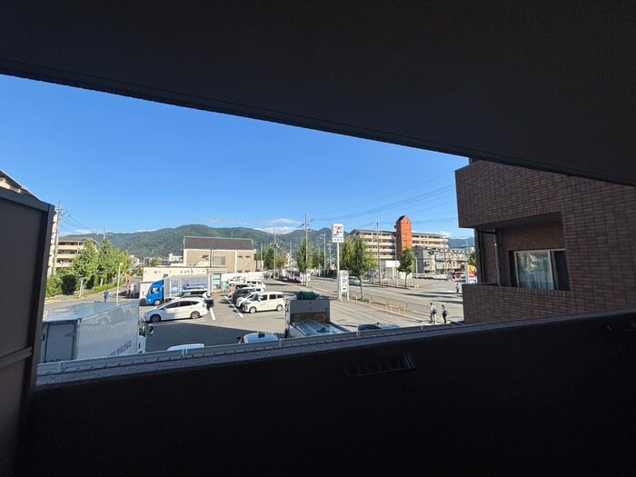 物件内観写真22　(室内からの展望)