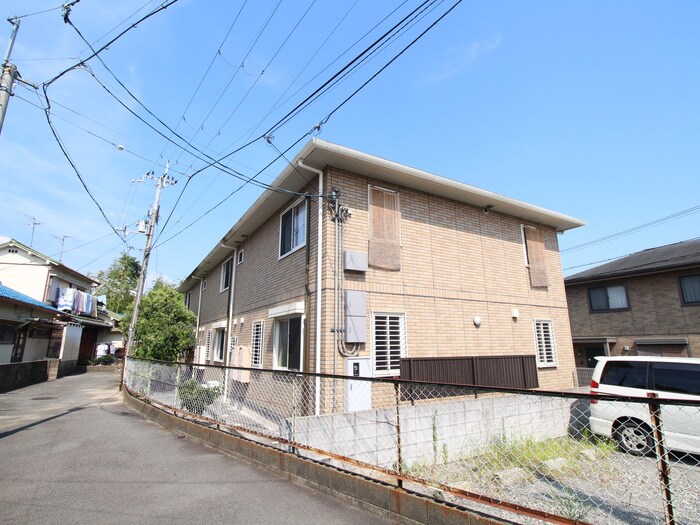 物件外観写真6　(駐輪場)