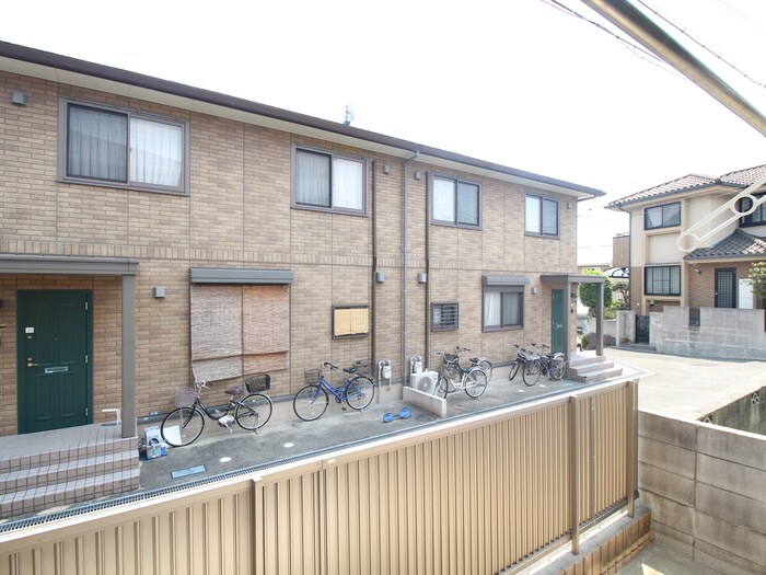 物件内観写真22　(室内からの展望)