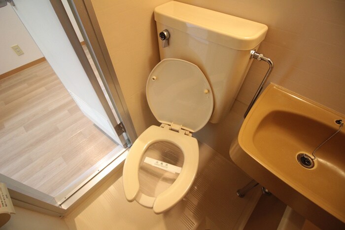 物件内観写真10　(トイレ)