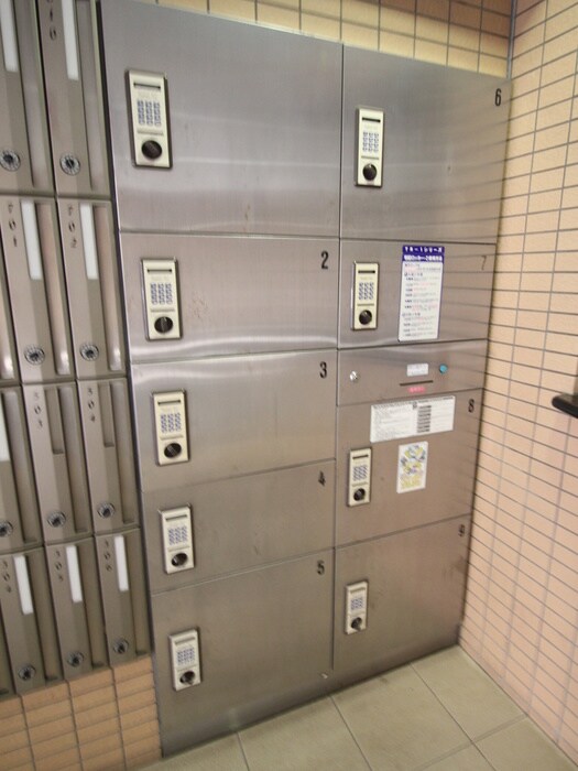 物件外観写真6　(建物設備)