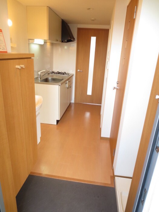 物件内観写真17　(玄関)