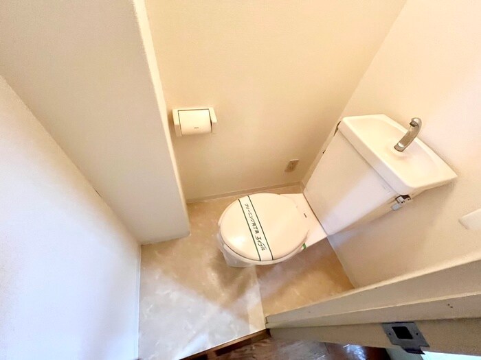 物件内観写真12　(トイレ)