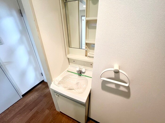 物件内観写真13　(洗面)