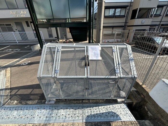 物件外観写真6　(建物設備)