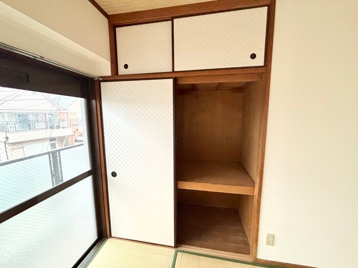 物件内観写真18　(収納)