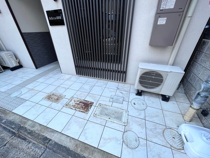 物件外観写真5　(駐輪場)