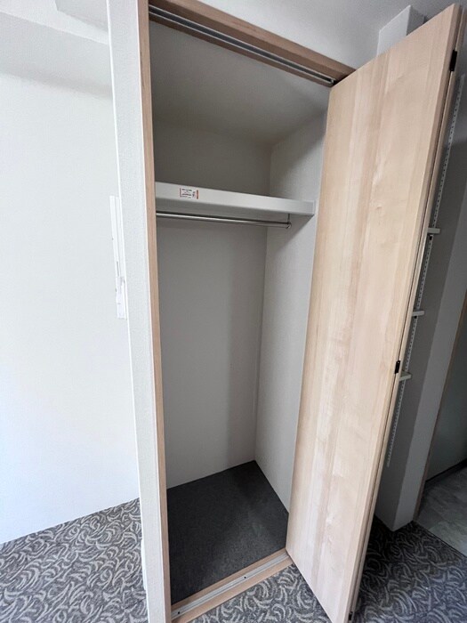 物件内観写真12　(収納)