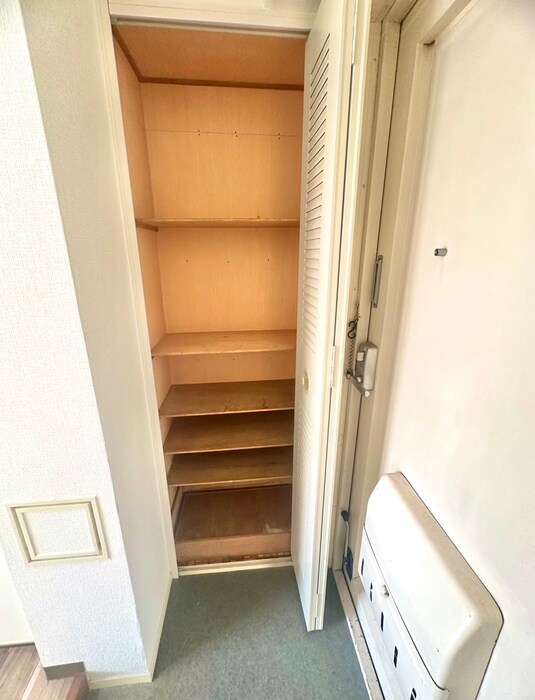 物件内観写真13　(靴箱)