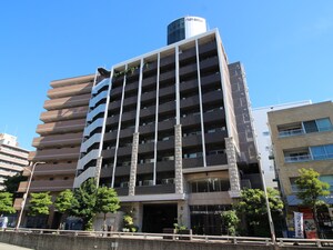 新大阪ﾌｪｱﾘ-ﾃ-ﾙﾌｧ-ｽﾄ外観写真