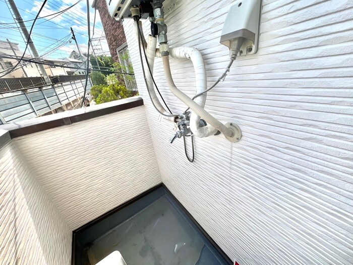 物件内観写真12　(洗濯機置場)