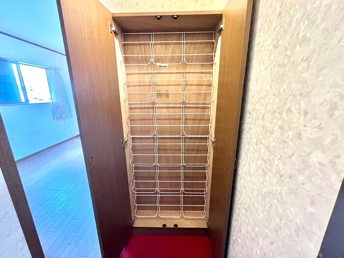 物件内観写真20　(靴箱)