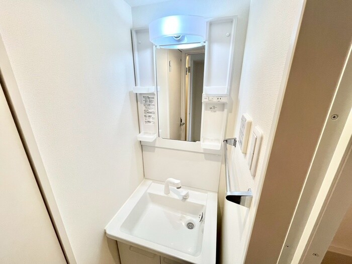 物件内観写真14　(洗面)