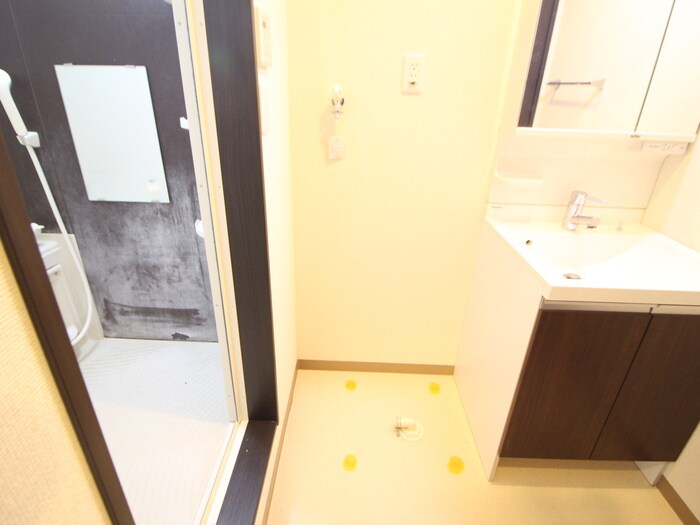 物件内観写真19　(洗濯機置場)