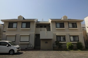 ファミ－ル陵南Ａ棟外観写真