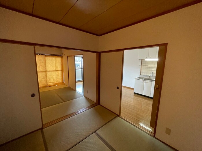 物件内観写真10　(居室)